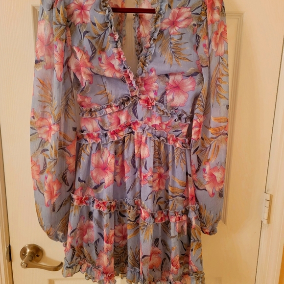 Flower dress open back - Picture 2 of 2